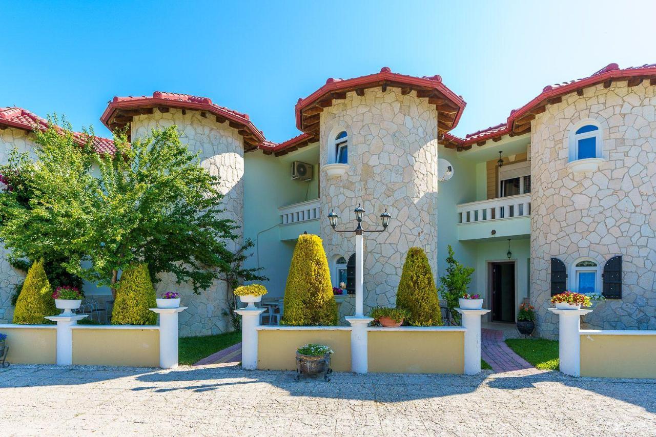 Apartments Alexandros Polychrono Ngoại thất bức ảnh