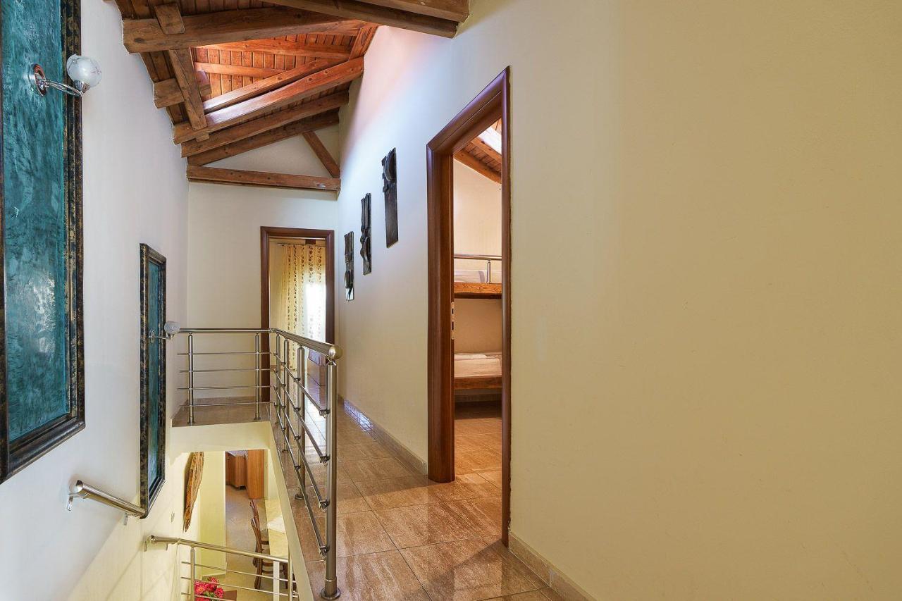 Apartments Alexandros Polychrono Ngoại thất bức ảnh