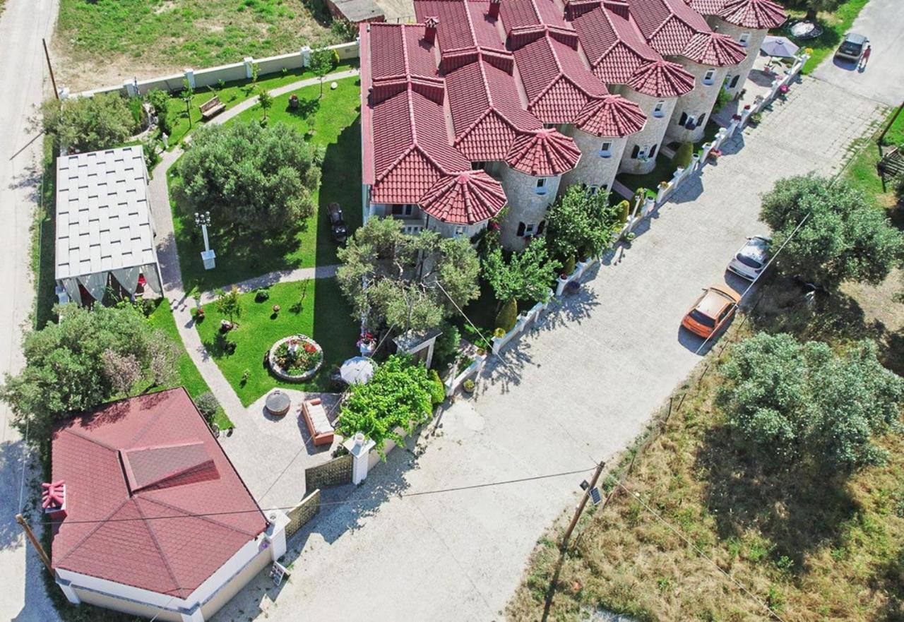 Apartments Alexandros Polychrono Ngoại thất bức ảnh